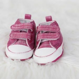 Converse pink toddler velcro sneakers